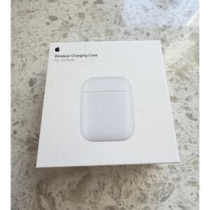 Apple Replacement Wireless Charging Case A1938 for AirPods 1st & 2nd Gen - White